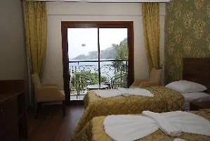 Meril Hotell 4*